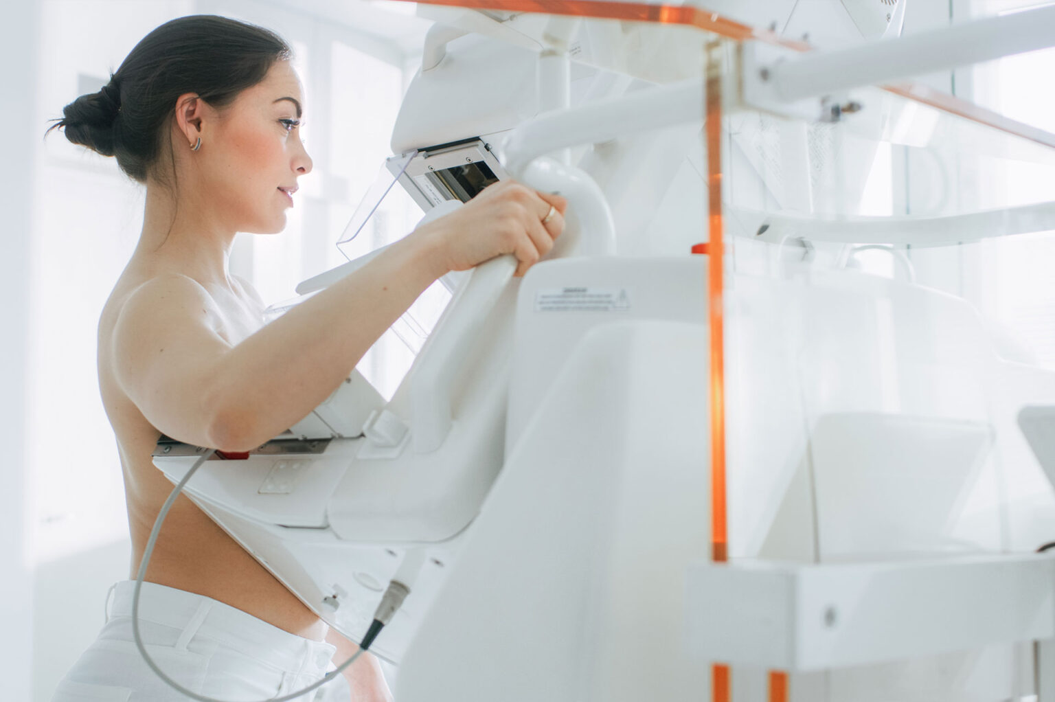 Read more about the article Mammogram vs. Breast Ultrasound: Which One Do You Need and Why?