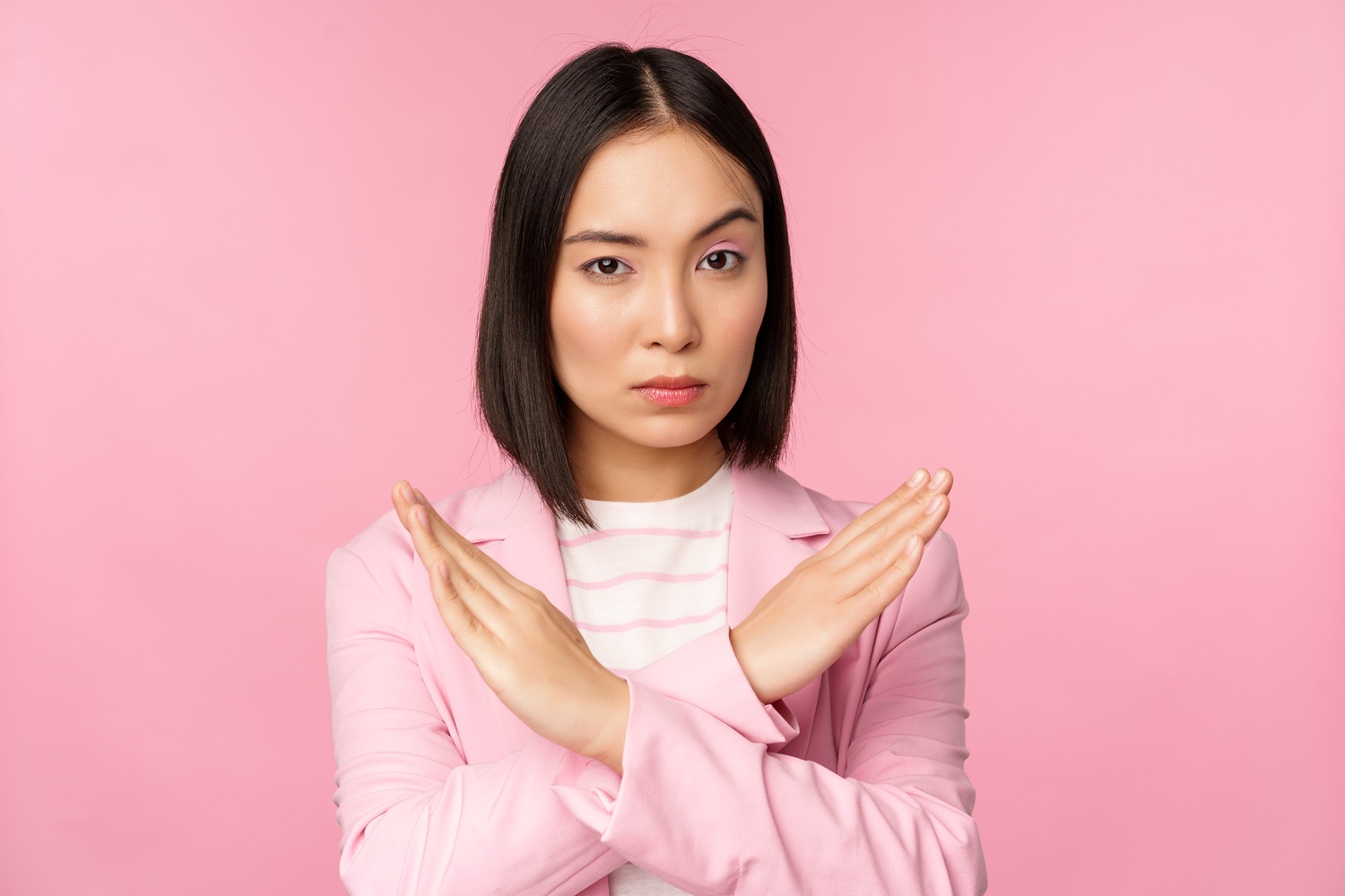 Read more about the article If Breast Cancer Runs in My Family, How Do I Know If I Have Inherited the Risk?